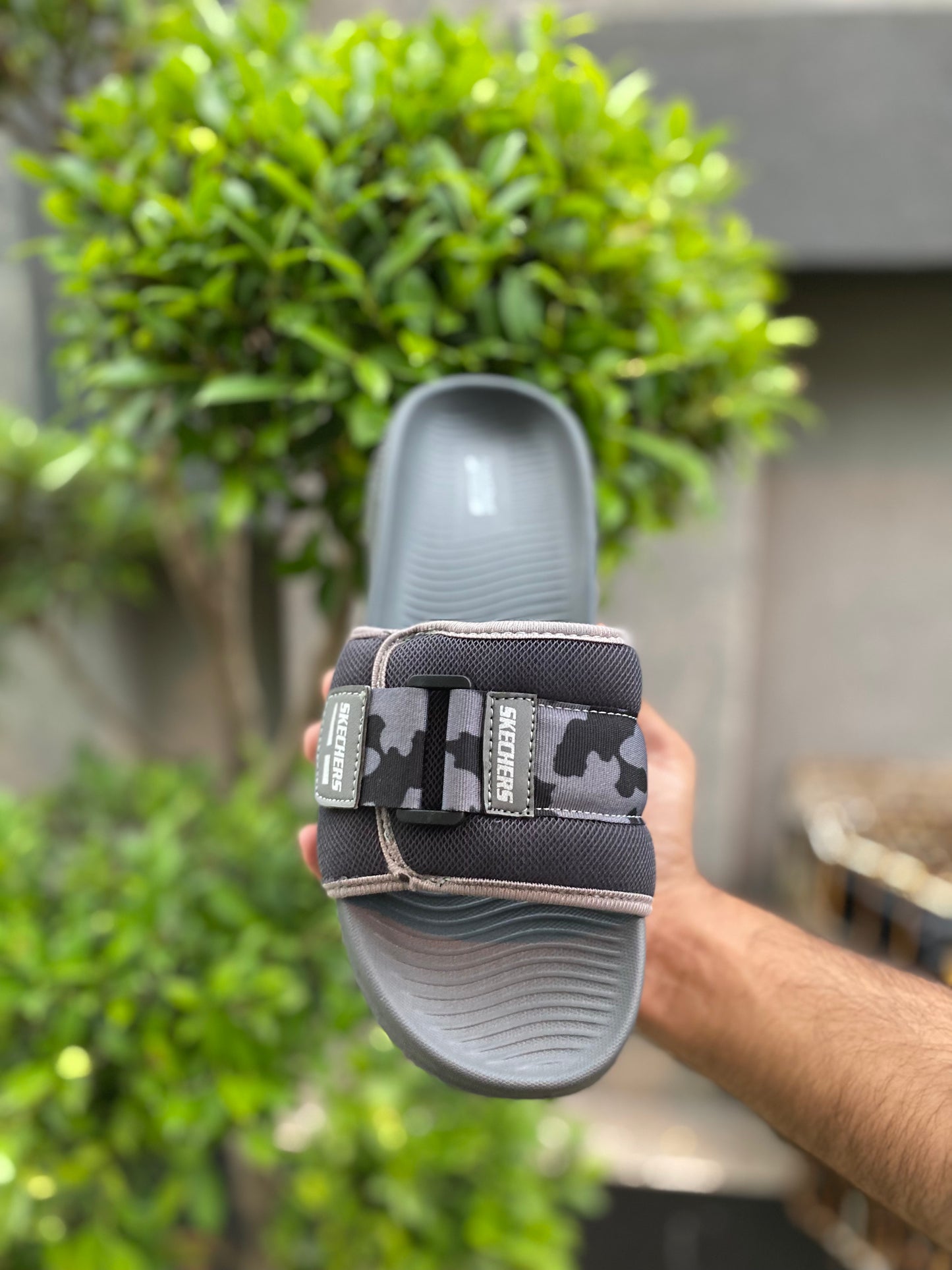 Skecher Fluffy Slides - By Zurban