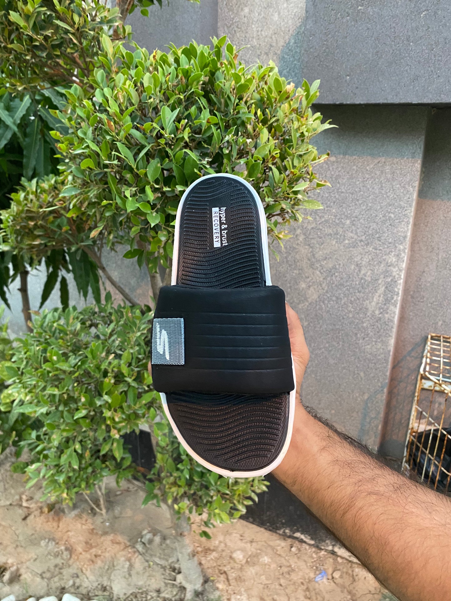 Skecher Puffy Slides - By Zurban