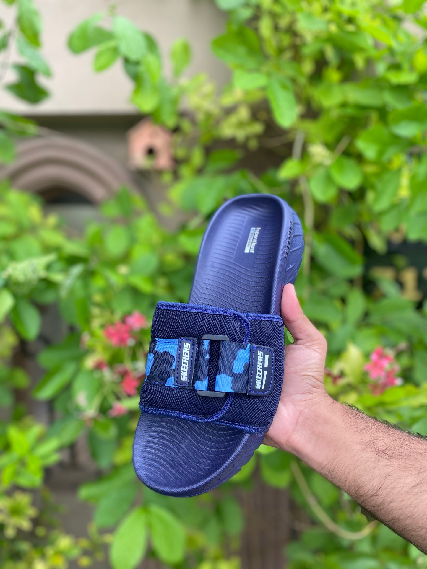 Skecher Fluffy Slides - By Zurban
