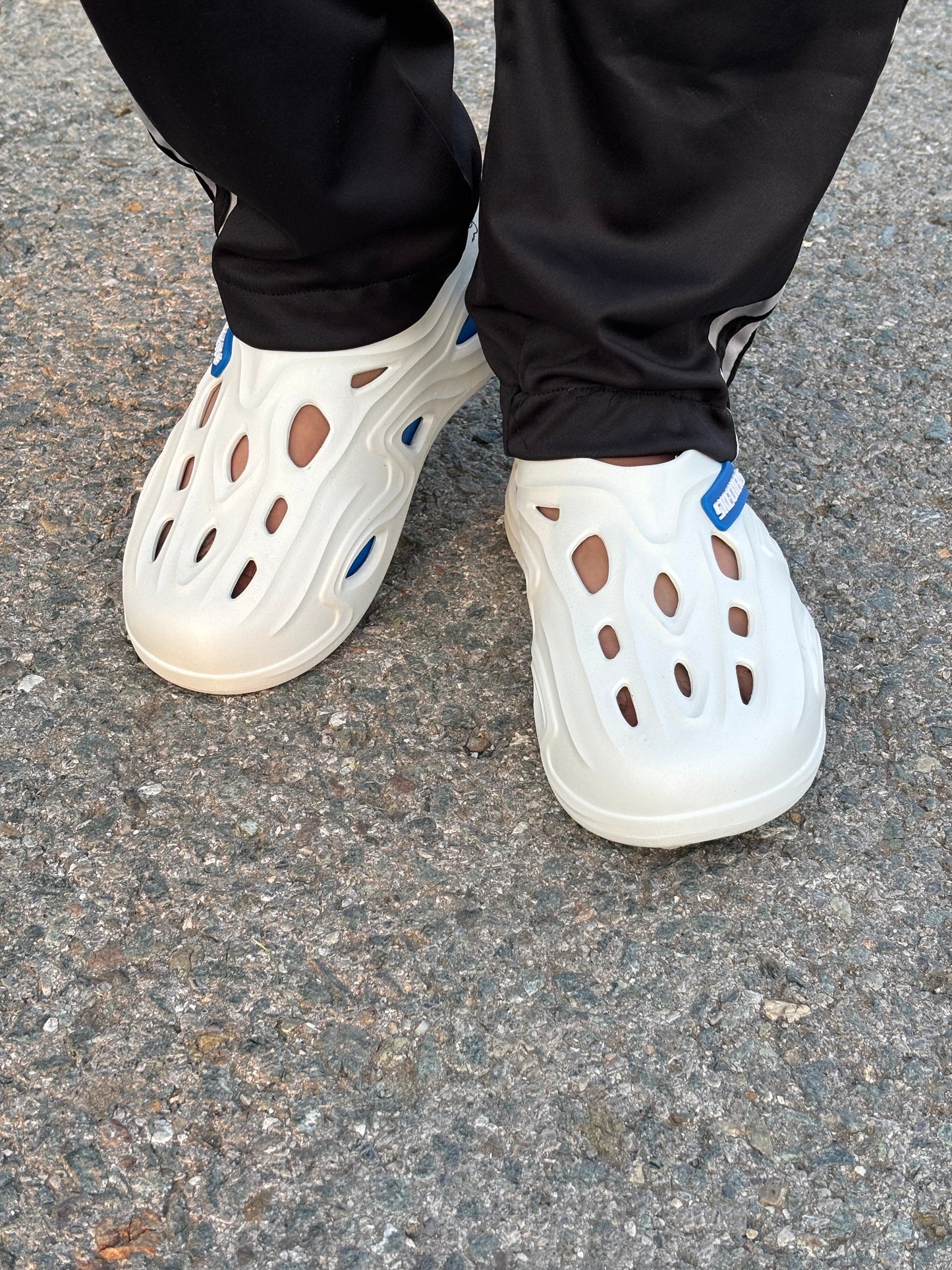 Sketcher Pro Clogs - By Zurban