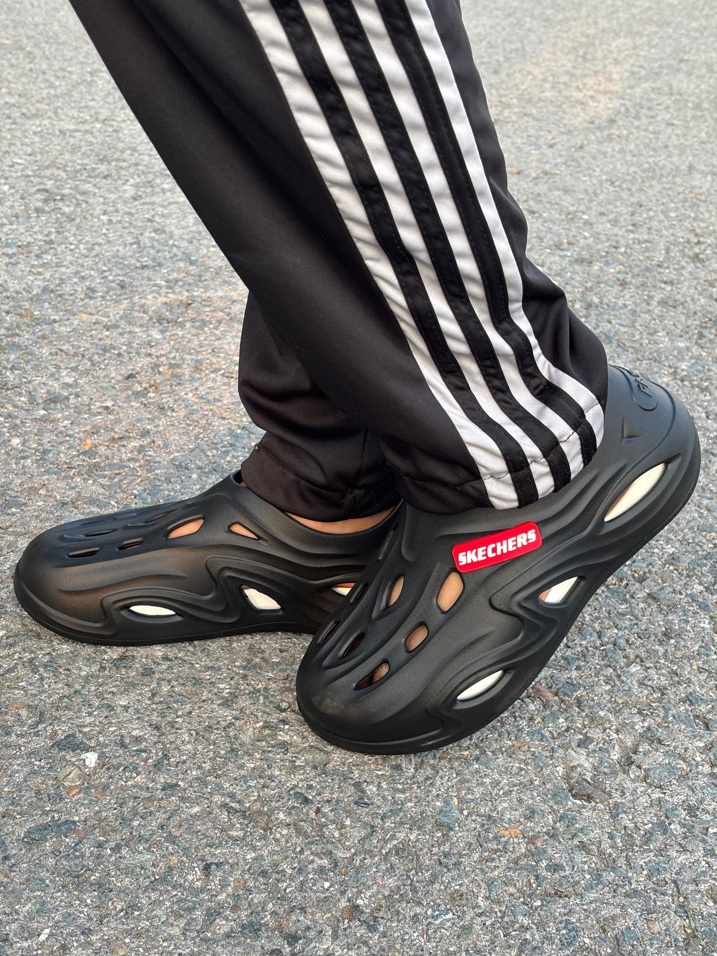 Sketcher Pro Clogs - By Zurban