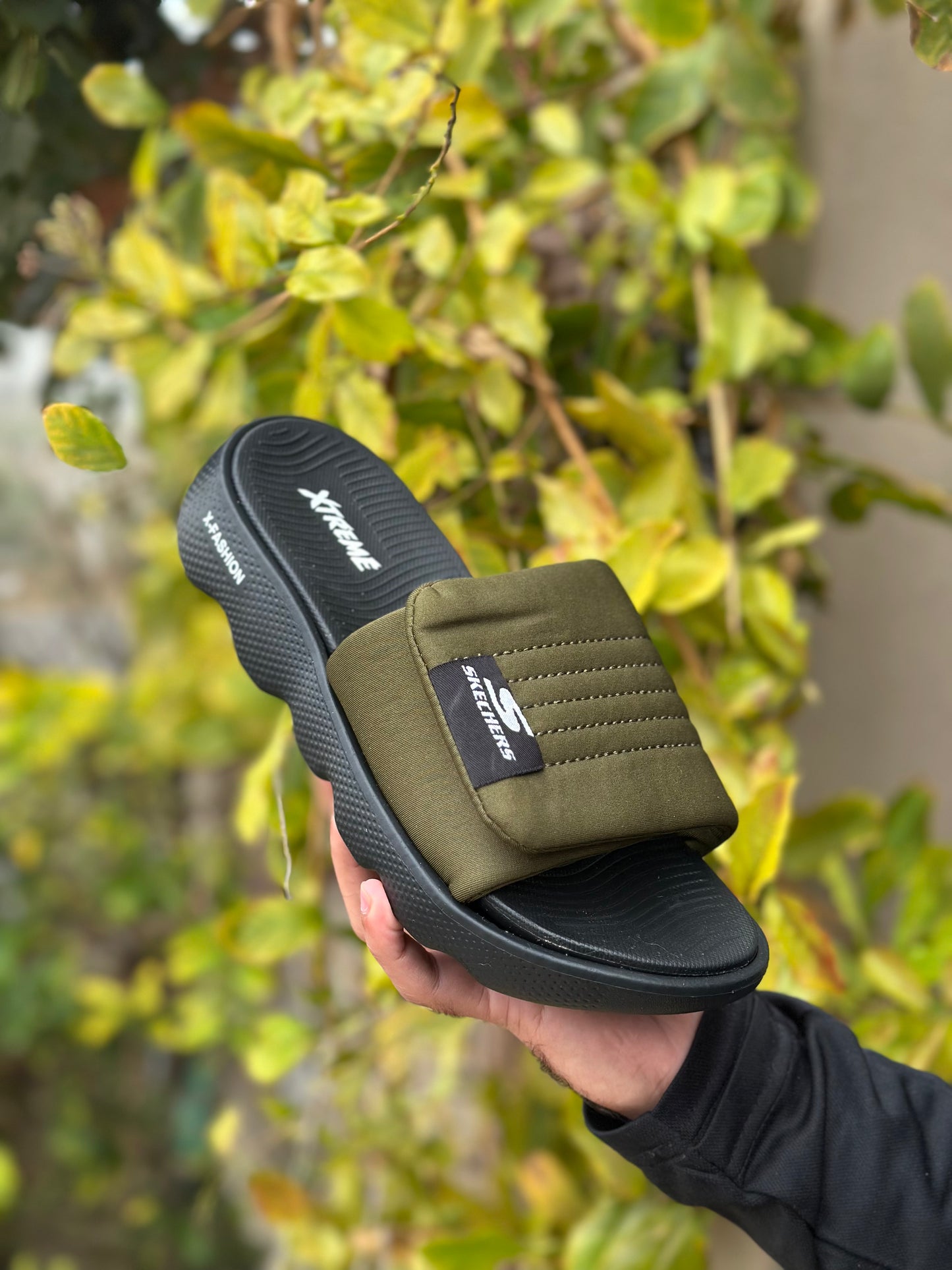 Puffy Slides - By Zurban