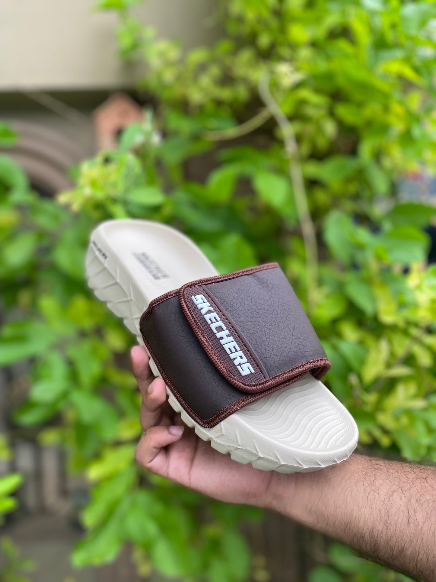 Skecher Jumper Slides - By zurban