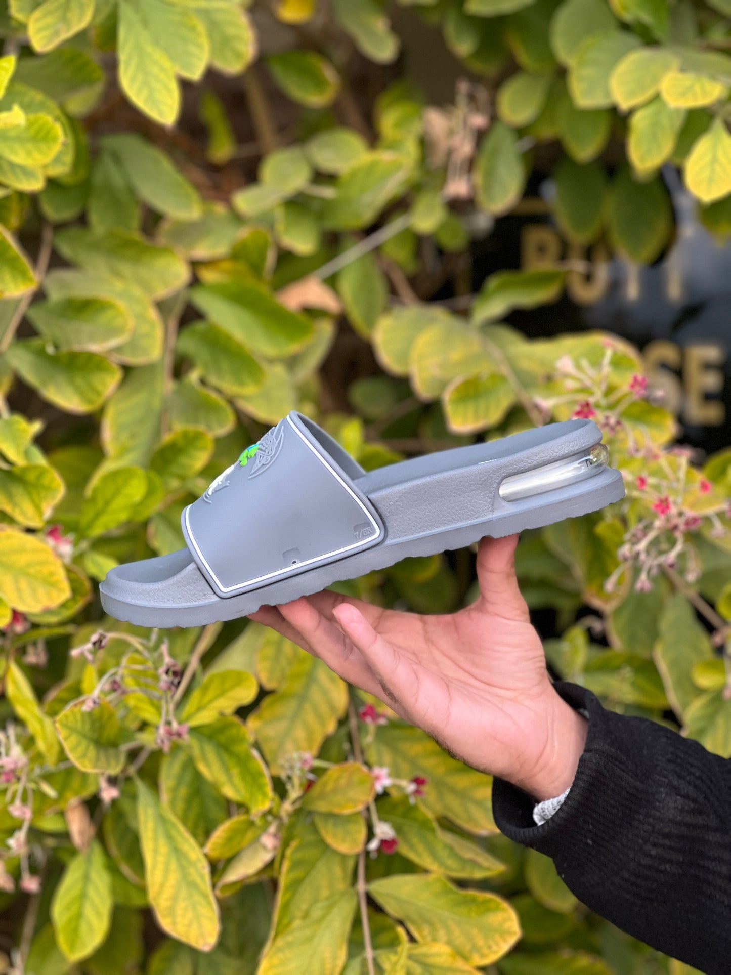 Puma Slides - By Zurban