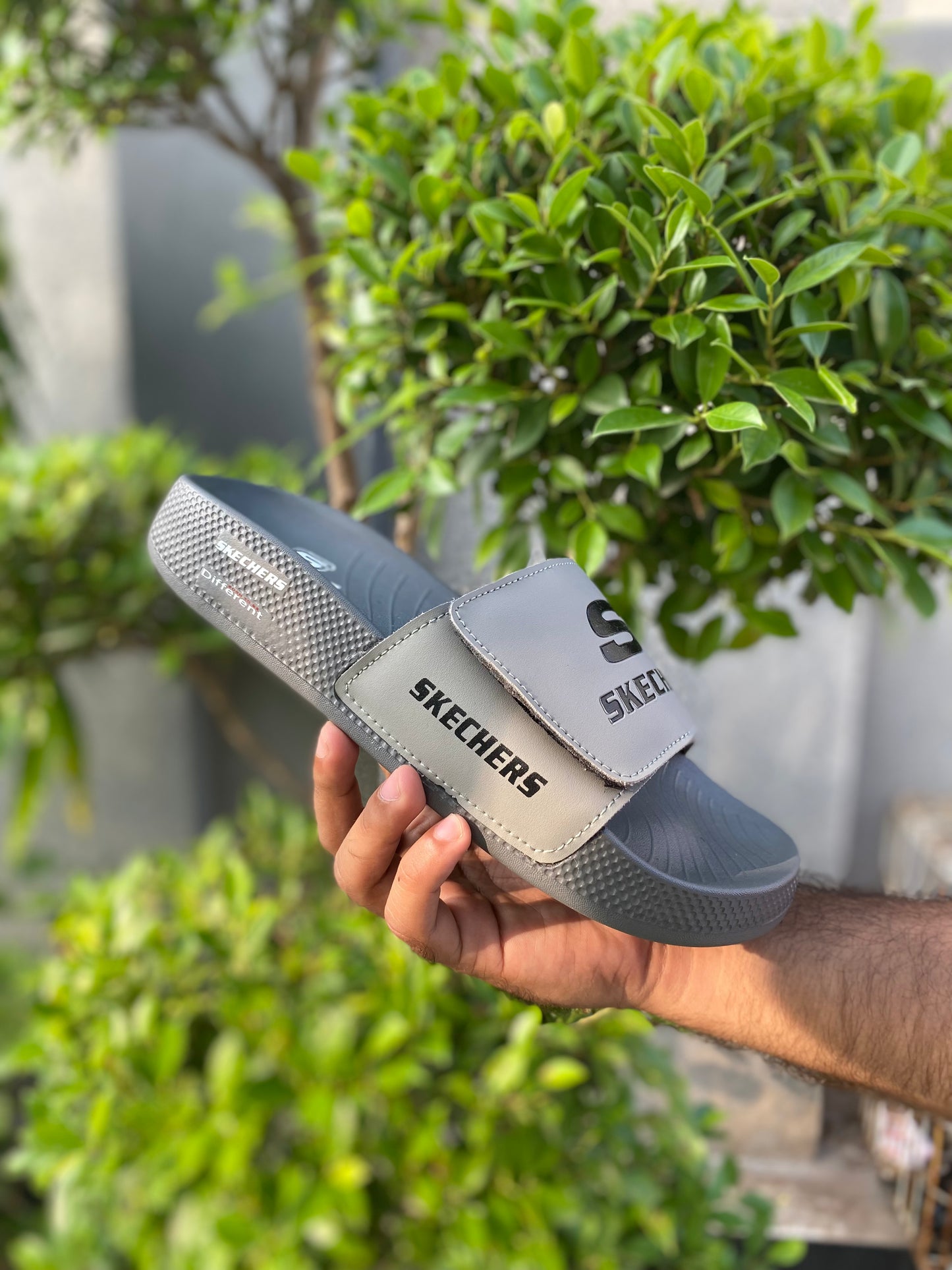 Skecher Leo Slides - By Zurban
