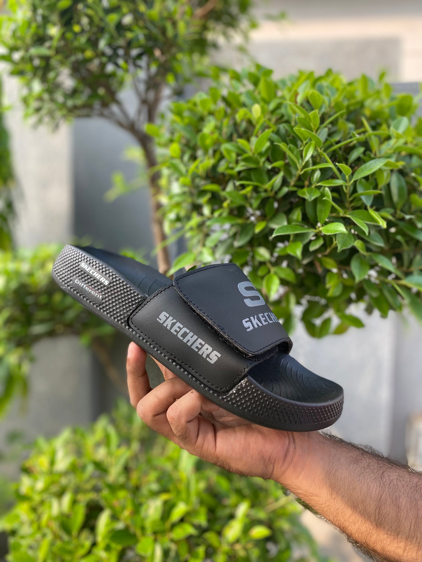Skecher Leo Slides - By Zurban