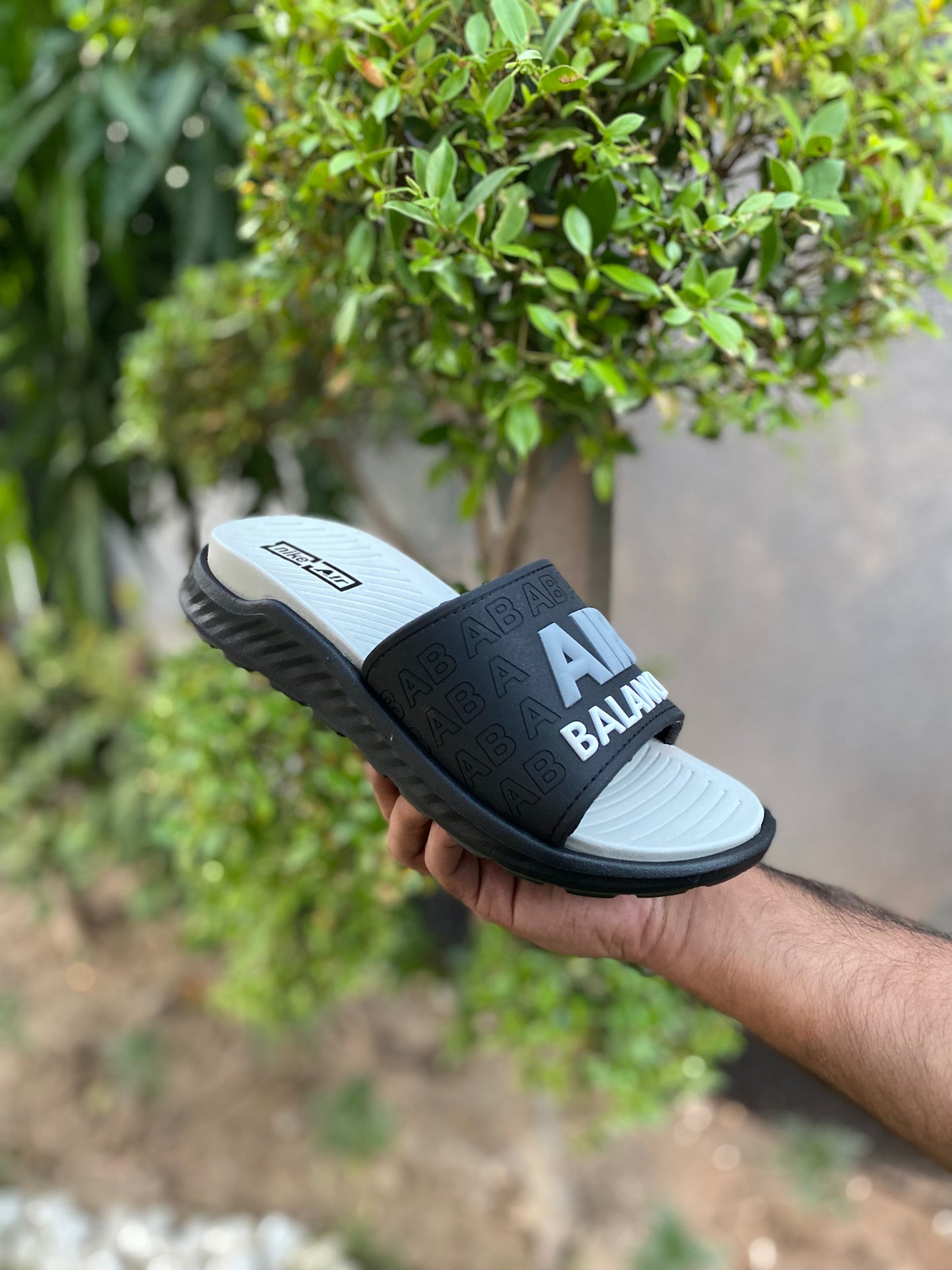 Air Balance Slides - By Zurban